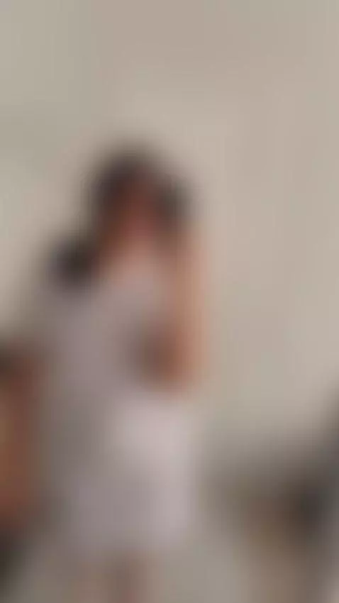 The mirror is my co-author by rennakamura