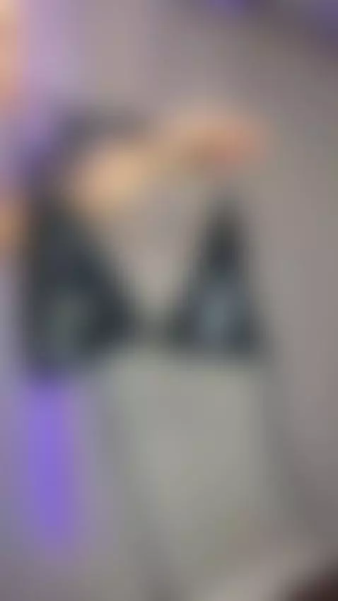 I’m trying to behave… but you’re not helping  >_< by rennakamura