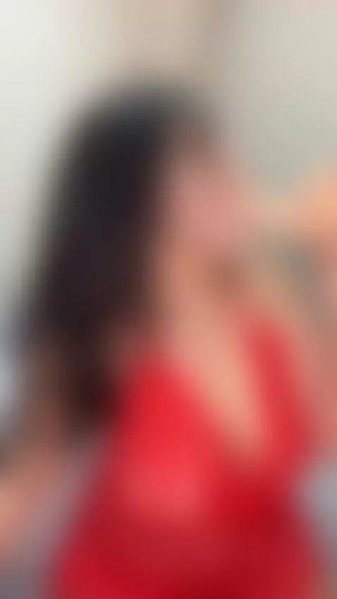 she knows all your weaknesses by rennakamura