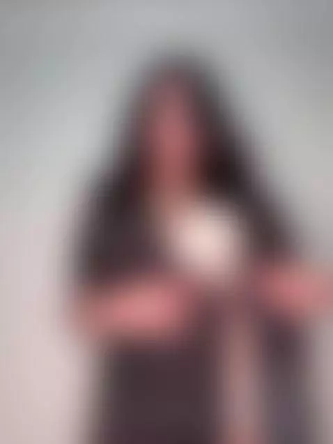 I promise, over there on Fansly, there's more content 🐼 by rennakamura