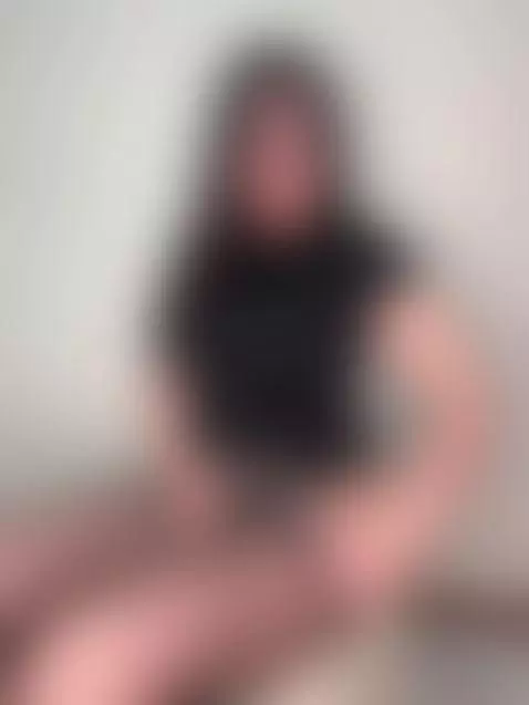 I promise, over there on Fansly, there's more content 🐼 by rennakamura