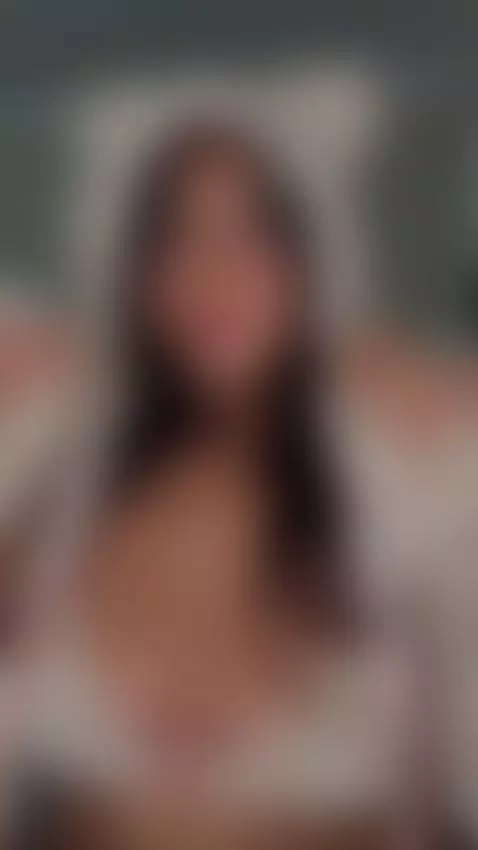 Curvy kitty by rennakamura