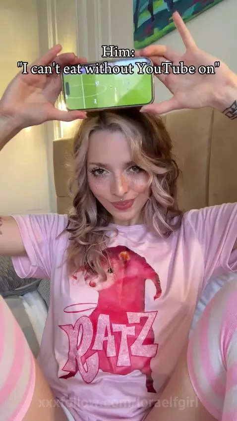 Tell me, are you hungry? by loraelfgirl