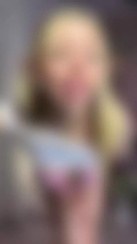 isn't that the best pov? by loraelfgirl