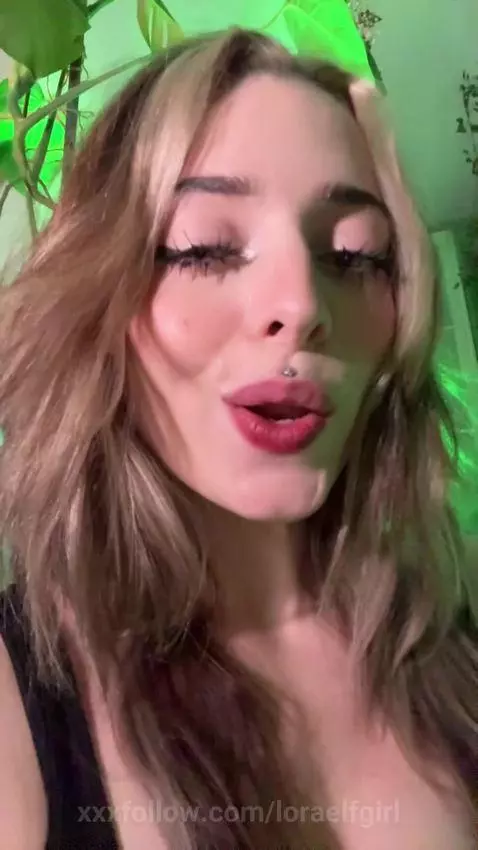 Keep scrolling if you can… I dare you by loraelfgirl