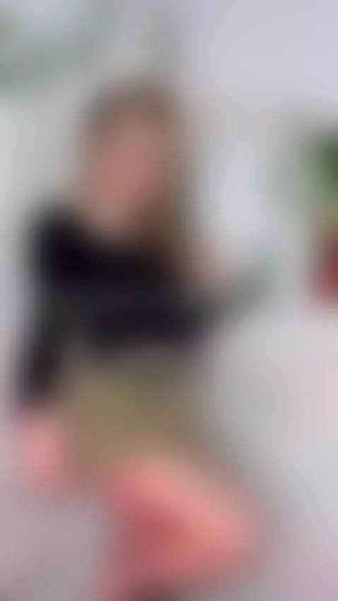 A little bit in the feed by loraelfgirl