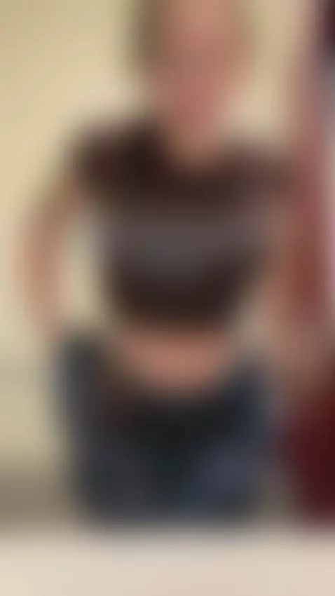 When you argue but you lowkey enjoy being put in your place by loraelfgirl