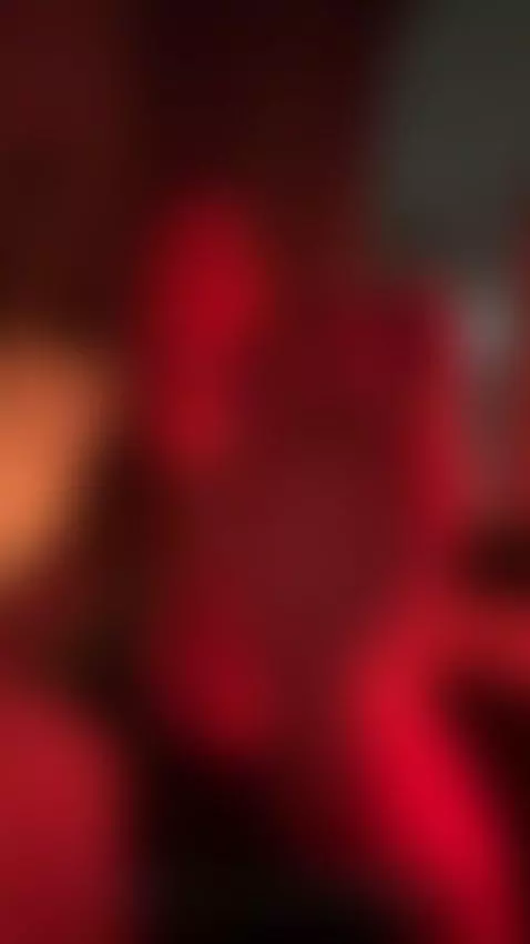 My ass begs you to spank her! by loraelfgirl