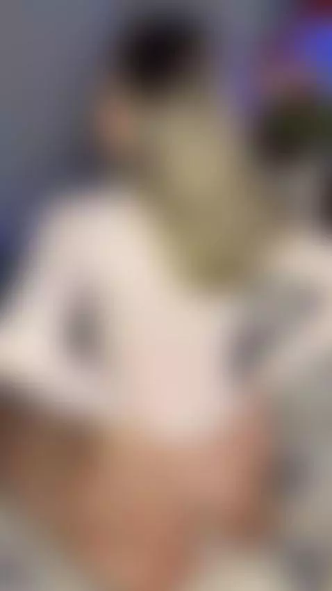 Put your face under me by loraelfgirl