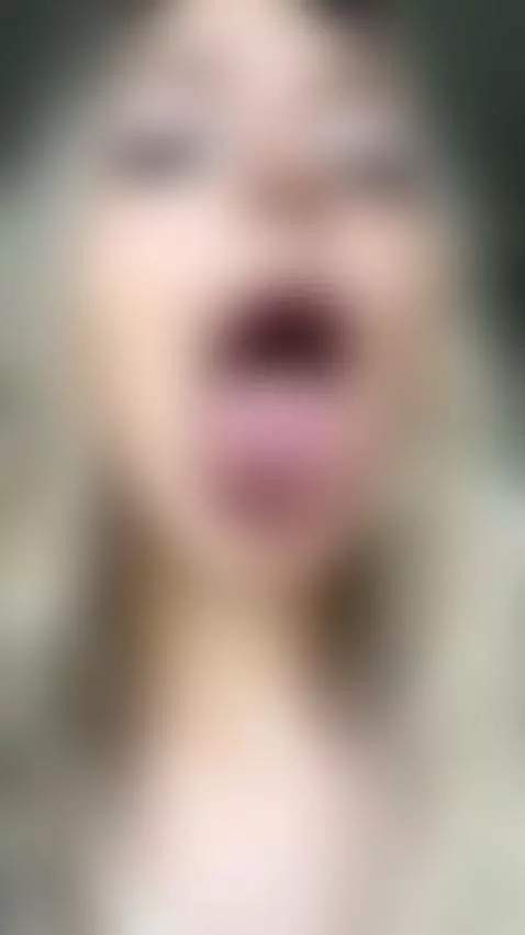 This tongue is completely yours by loraelfgirl