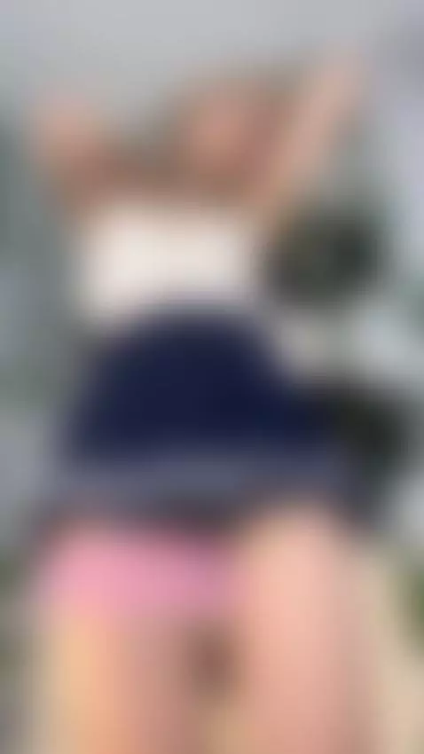 I think I forgot something by loraelfgirl