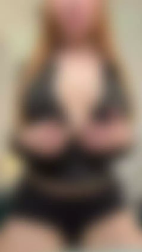 Didn’t think a redhead had such perky titties? 😏 by cinnamonxgirl