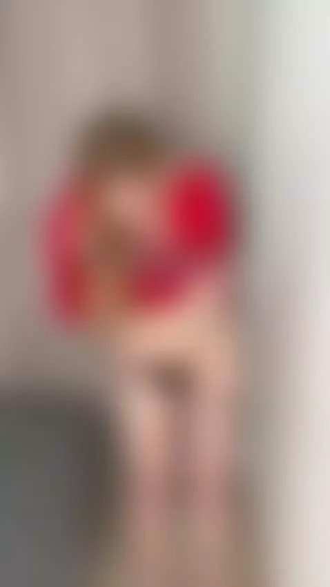 Does my pussy match my face? by cinnamonxgirl