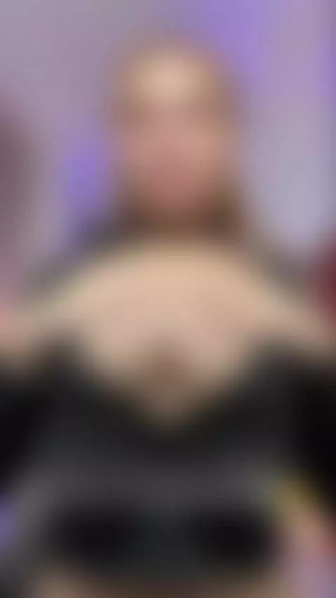 This is why eye contact with me is impossible 👀🤫 by cinnamonxgirl