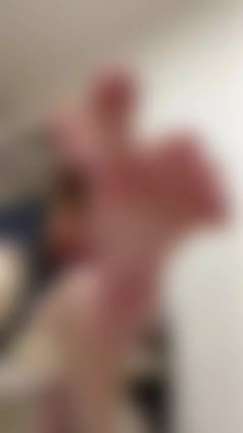 Shall I seduce you with my feet? 😈 by cinnamonxgirl