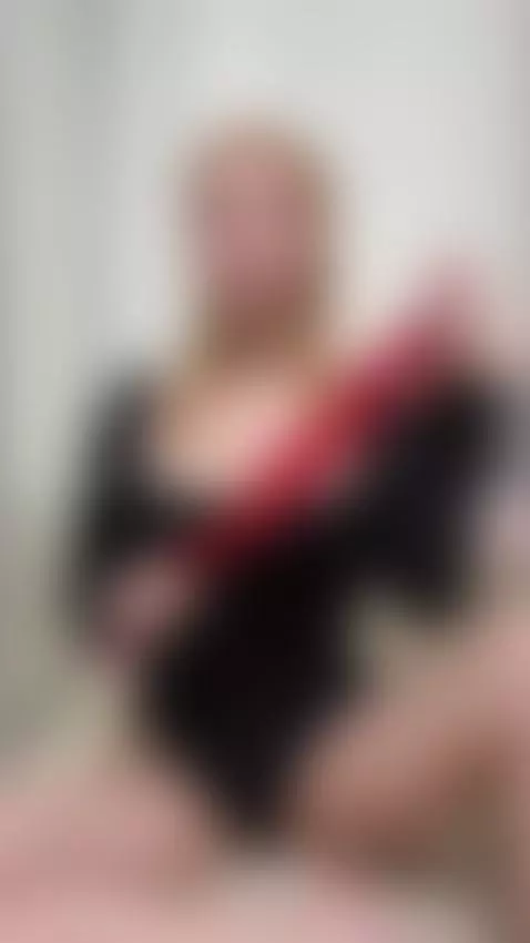 Who wants to play with me today 😈 by cinnamonxgirl