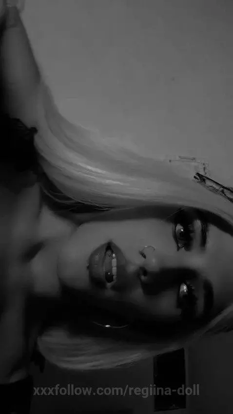 a Latina girl, follow me daddy ✨ by regiina-doll