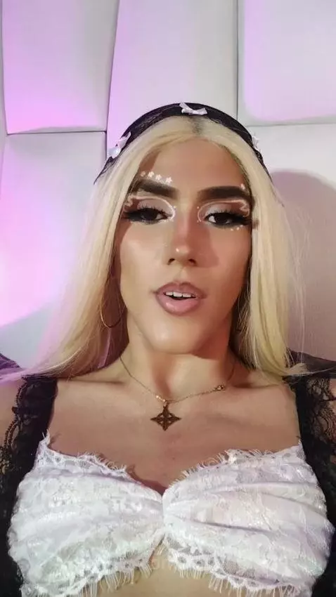 no te olvides de esta chica sexy papi by regiina-doll