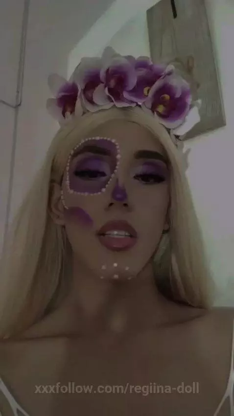 Nice makeup, can you imagine my dick? Don't miss it and foll... by regiina-doll