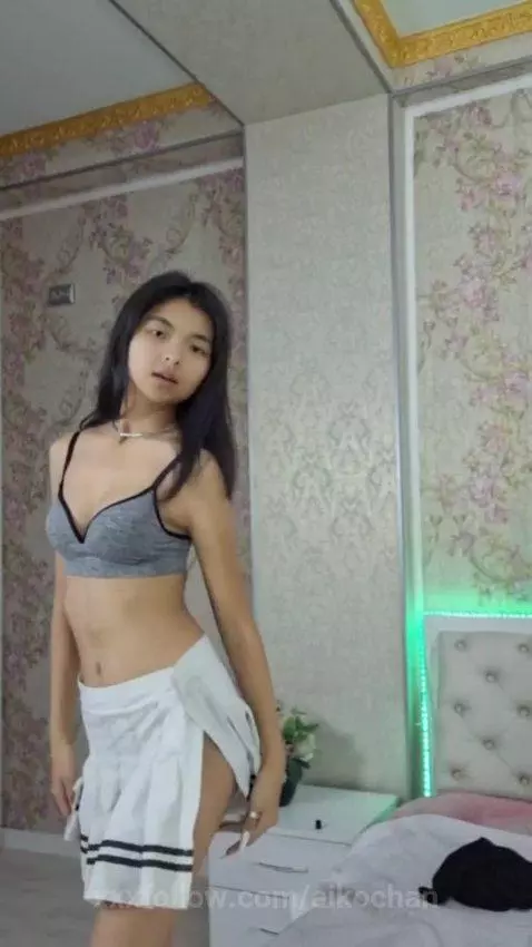 Will I be your first tight virgin by aikochan