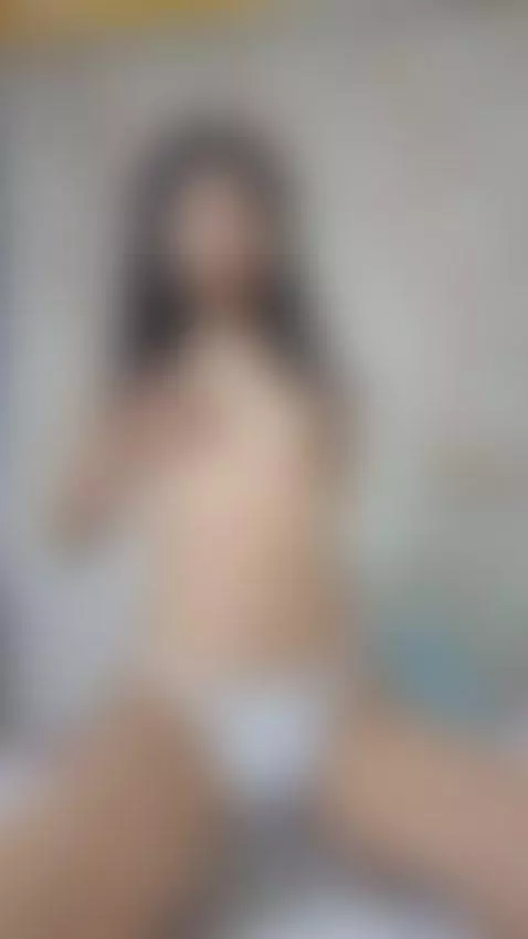 Small, but I’m turning heads. by aikochan