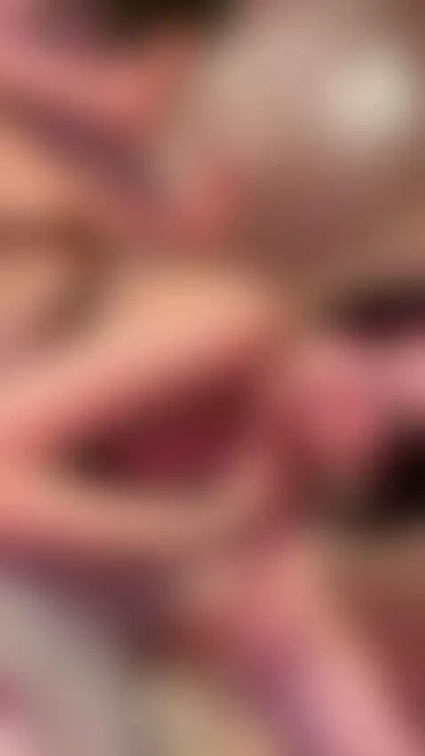 Look at me >< by cuddlyyy