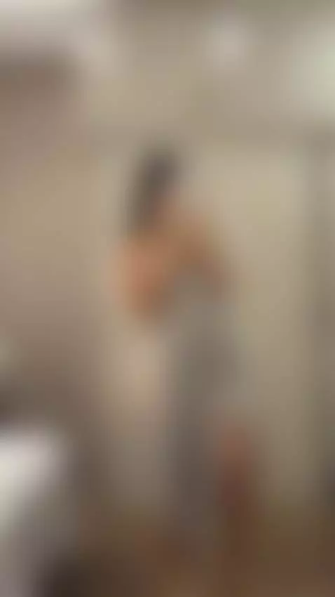 Just a little tease… want to see more? 💋 by lucylayo