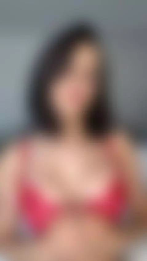 Sexy lady, pierced and horny by lorimoon