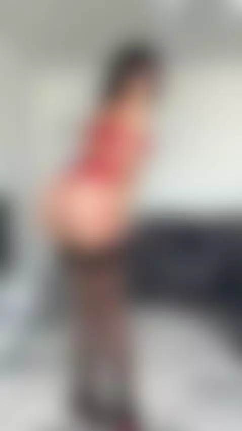 Here to please your eye by lorimoon