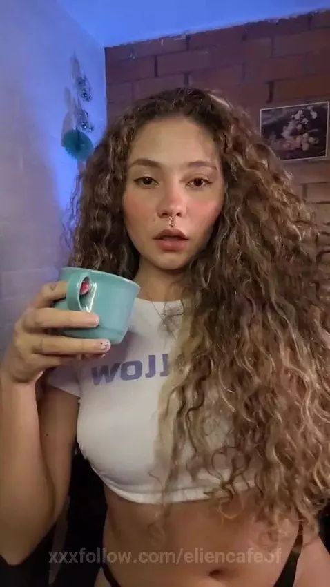 I'm not moving until you come and make me moan 😘💦 by eliencafeof