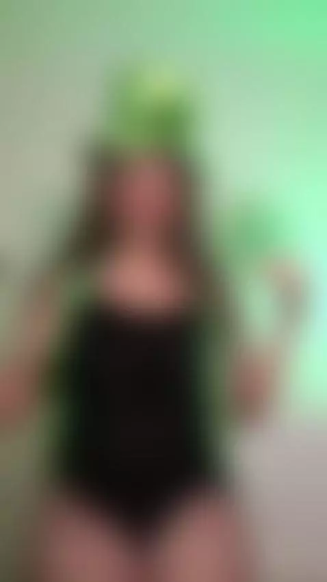 St. Patrick wants to give you a gift in the form of orgasms—... by eliencafeof