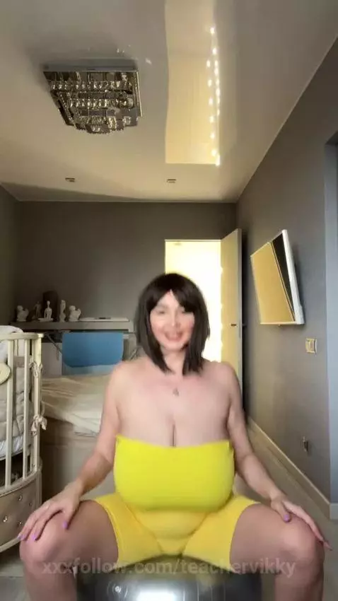 Smile if you love big boobs by teachervikky