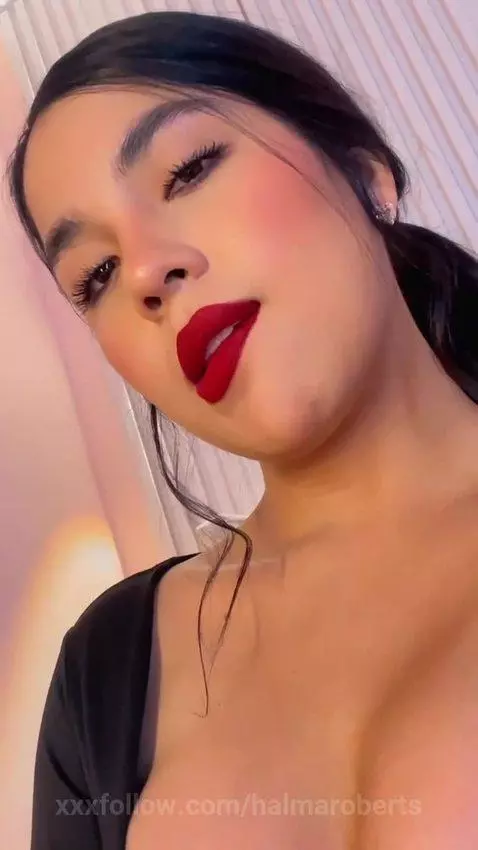 Take a good look at me..and then imagine me with my clothes ... by halmaroberts