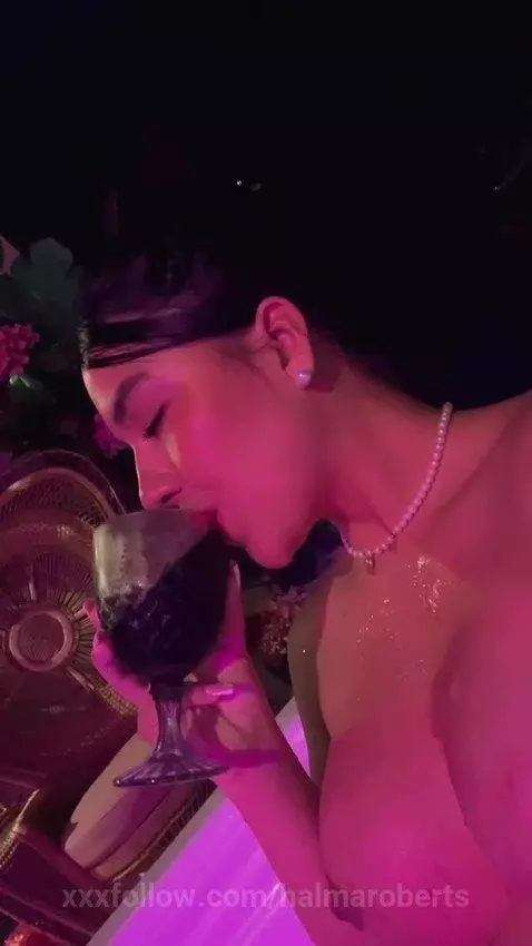 😈 and I always have more to give.😋 http://onlyfans.com/halma... by halmaroberts