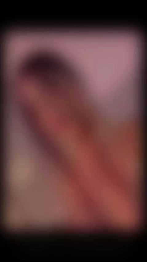 🎻 Your fingers could play this body like a Stradivarius...🤭 by halmaroberts