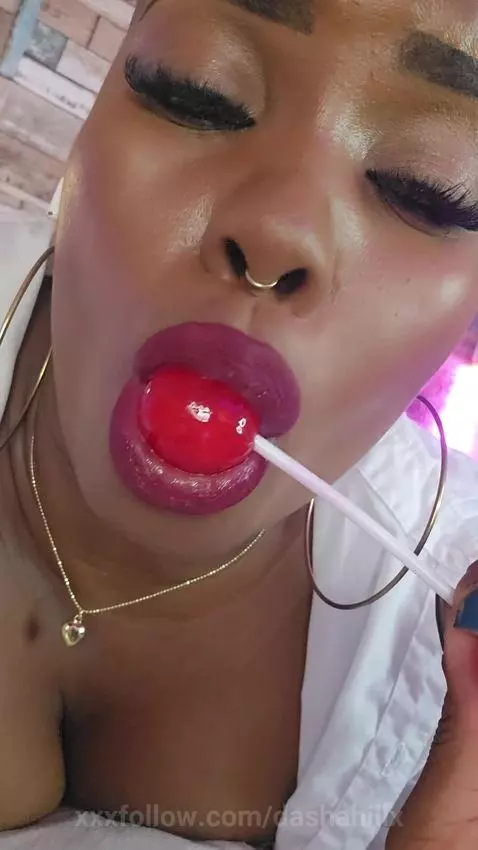 I love sucking your chocolate by dashahillx