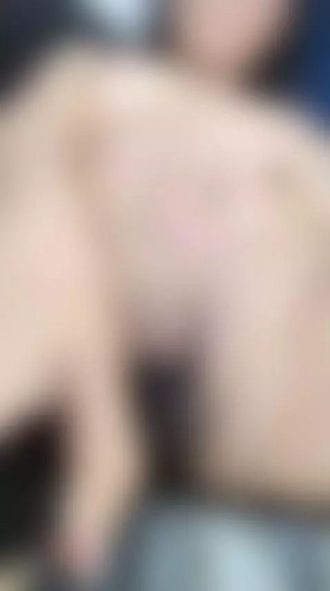 My domi in my tight pussy, makes me very wet and moan by lindsaymoonn