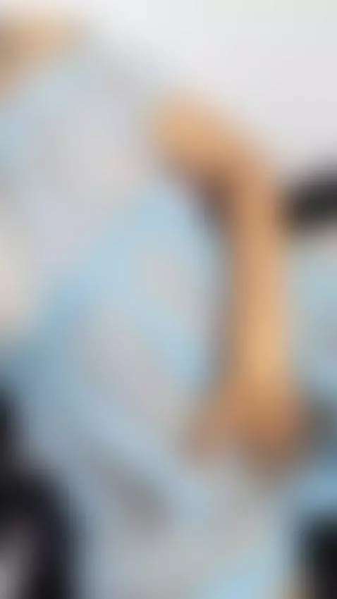 playing with my pussy 😳✨ by lindsaymoonn