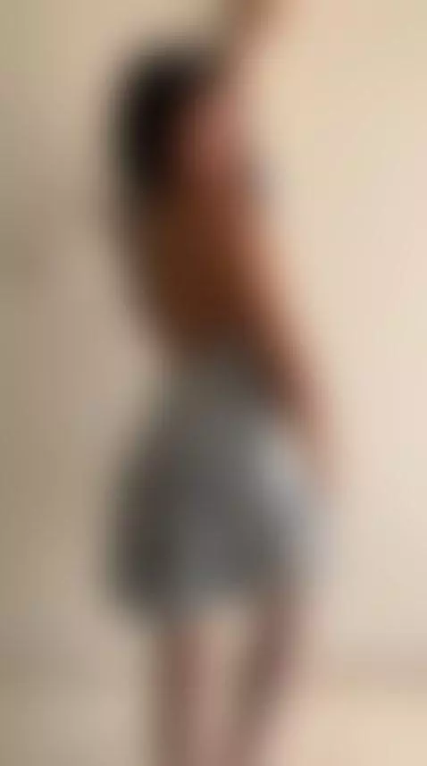 touch every part of my body by lindsaymoonn