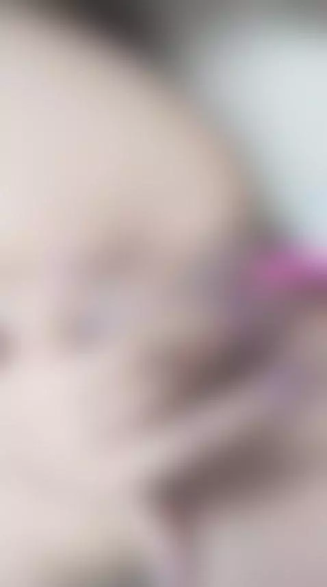 I want to feel your fingers in my juicy pussy by lindsaymoonn