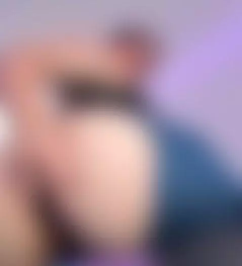 Ups, I need new Jeans by sophiacyrus1