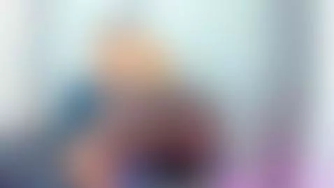 Come to kiss me and make me sweat like never before! by gisellee-gomez