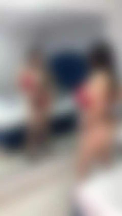 Let's make it a wonderful evening by lunaadamsss