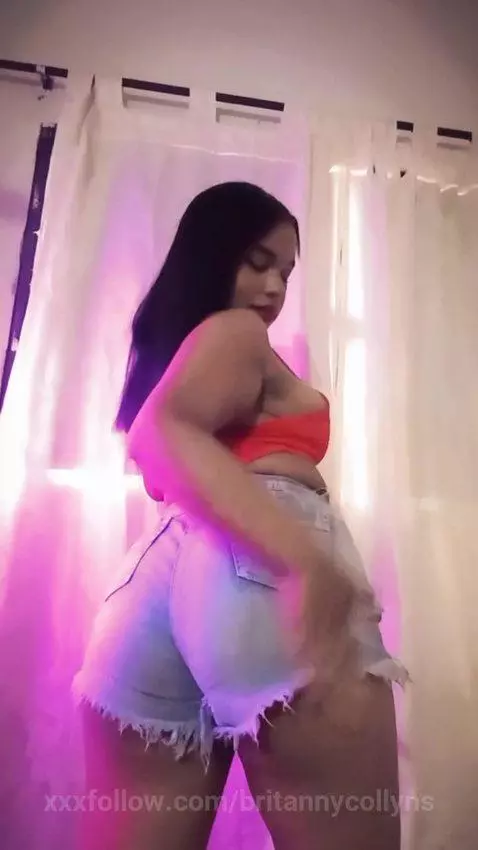 latina, curvy, bigass by britannycollyns