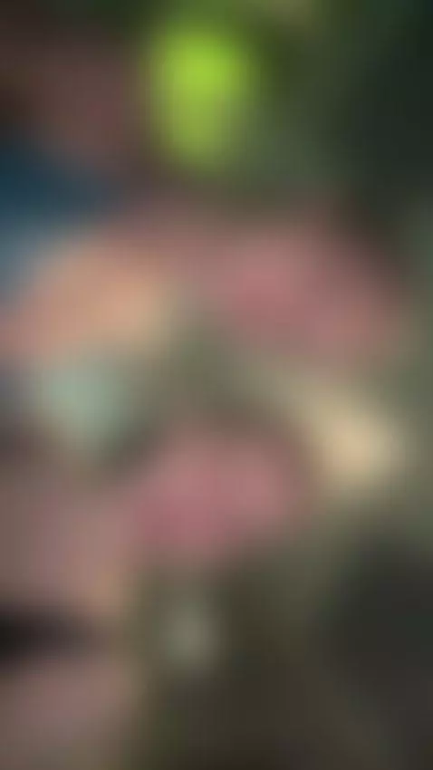 Splashing with sister in the pool 😈 by xsweetxcherry