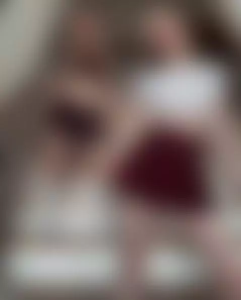 Look a little higher 😍🍑 by xsweetxcherry