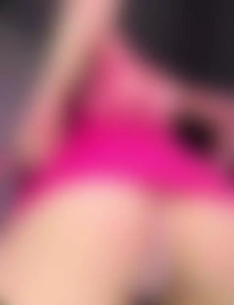 Be honest, whose ass turns you on more? 🍑 by xsweetxcherry