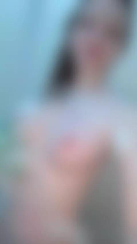 All wet and covered in foam… how do you like it? 😘💦 by xsweetxcherry