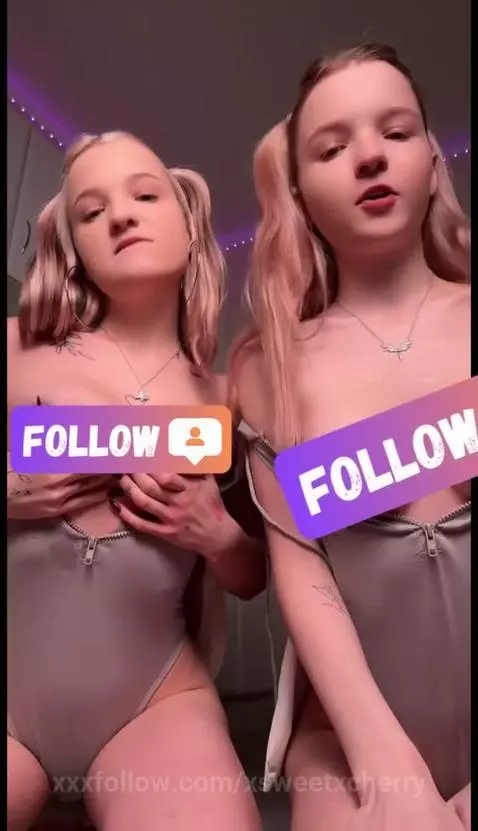 sexy twins by xsweetxcherry