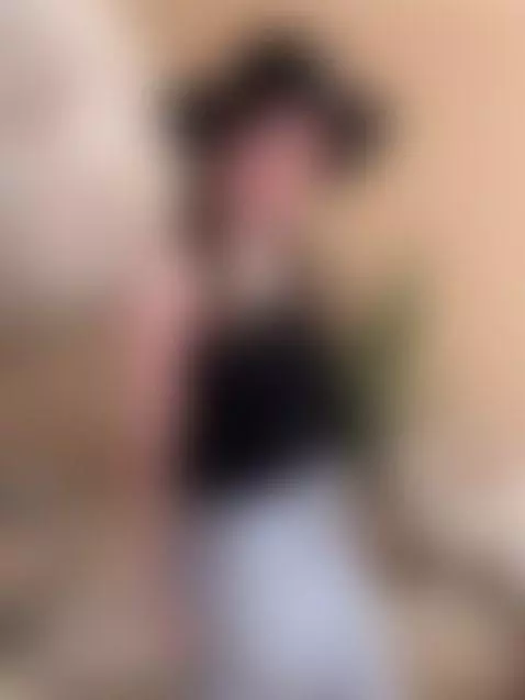 I know you want to see my juicy tight ass by xsweetxcherry